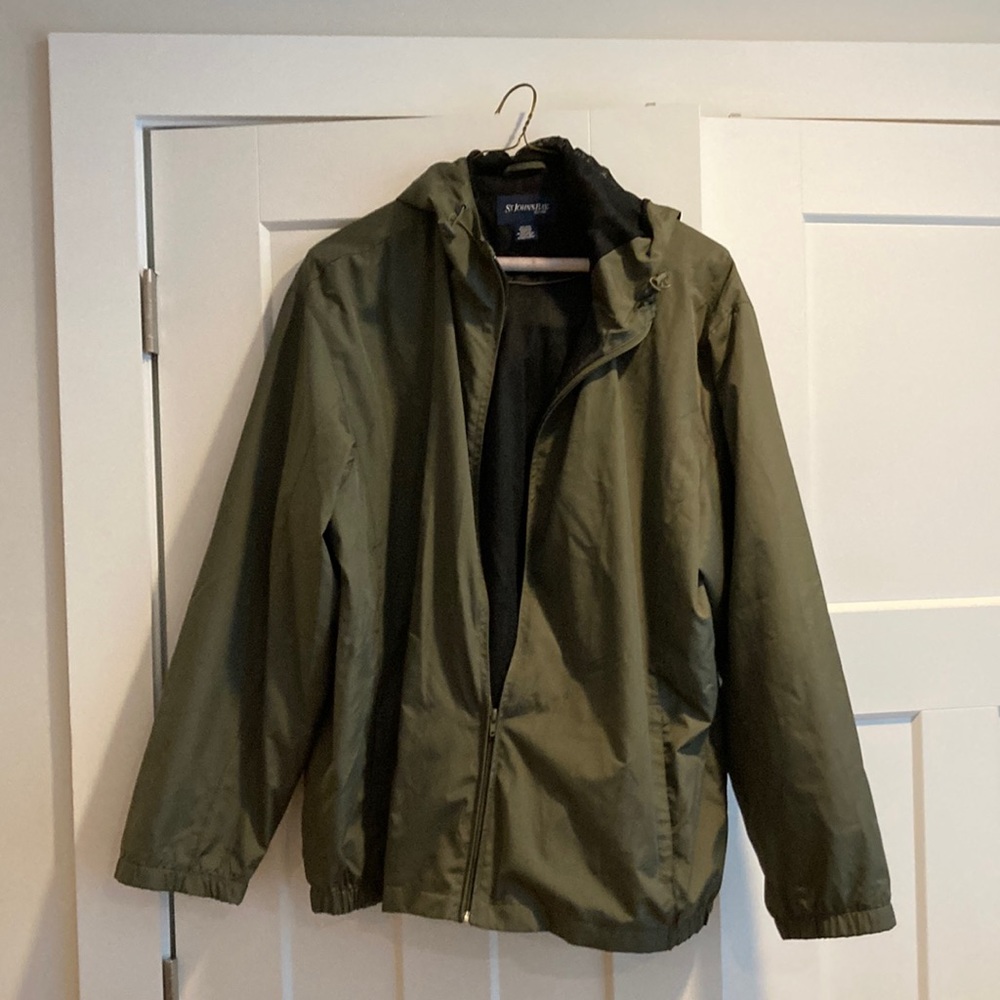 St. John’s Bay XXL green rain jacket full zip and hood